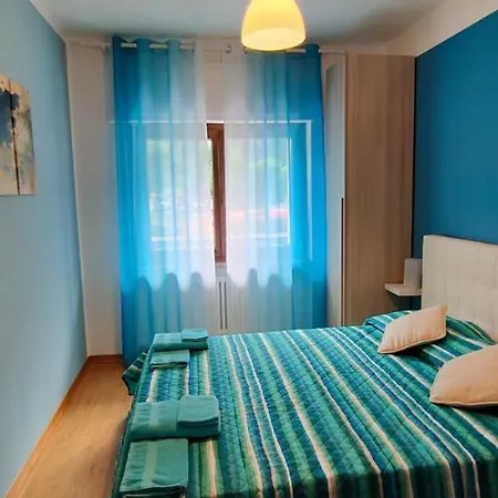 Chez Marie-claire * Монжове